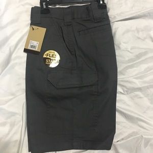 Dark gray cargo shorts Lincoln Outfitters